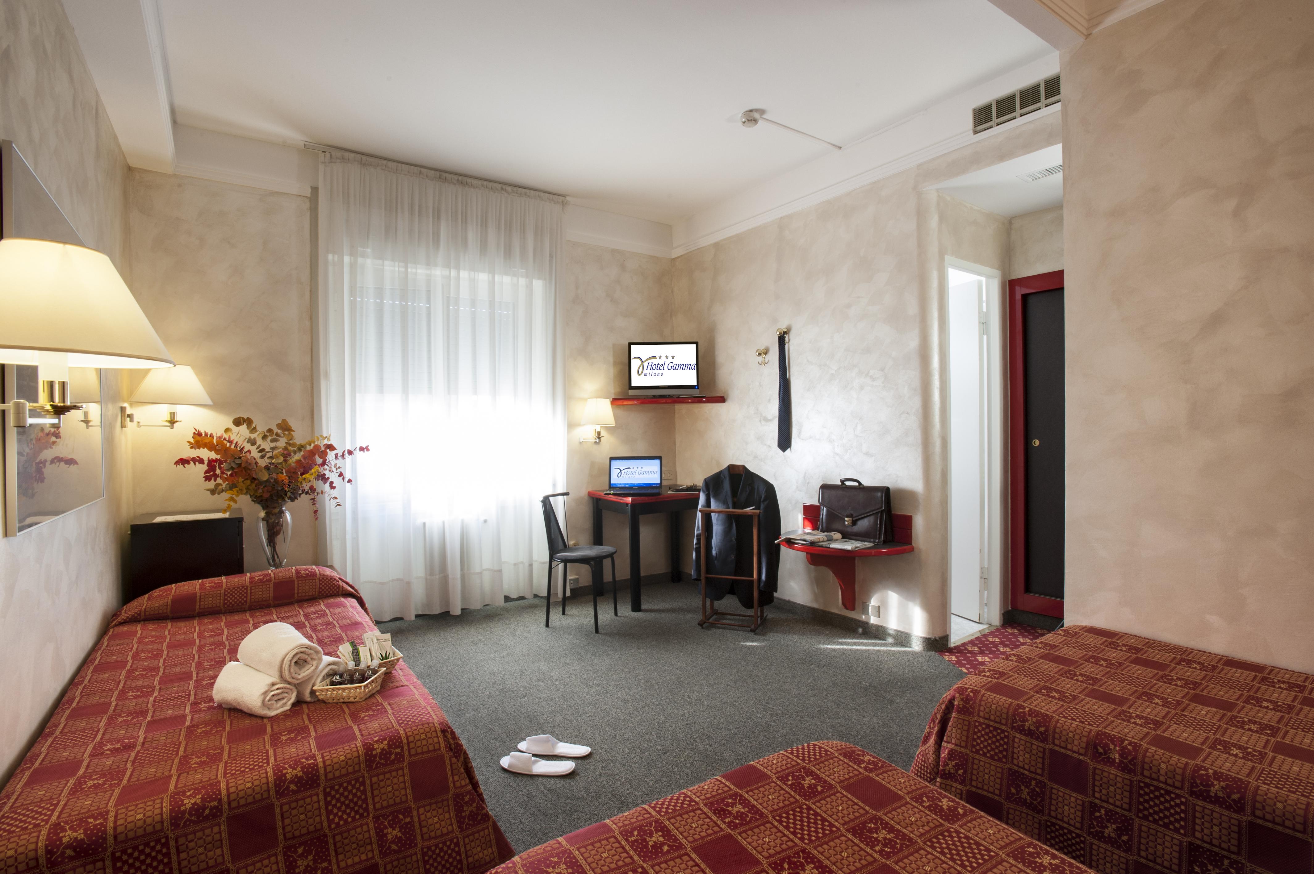 Hotel Gamma Milano Esterno foto