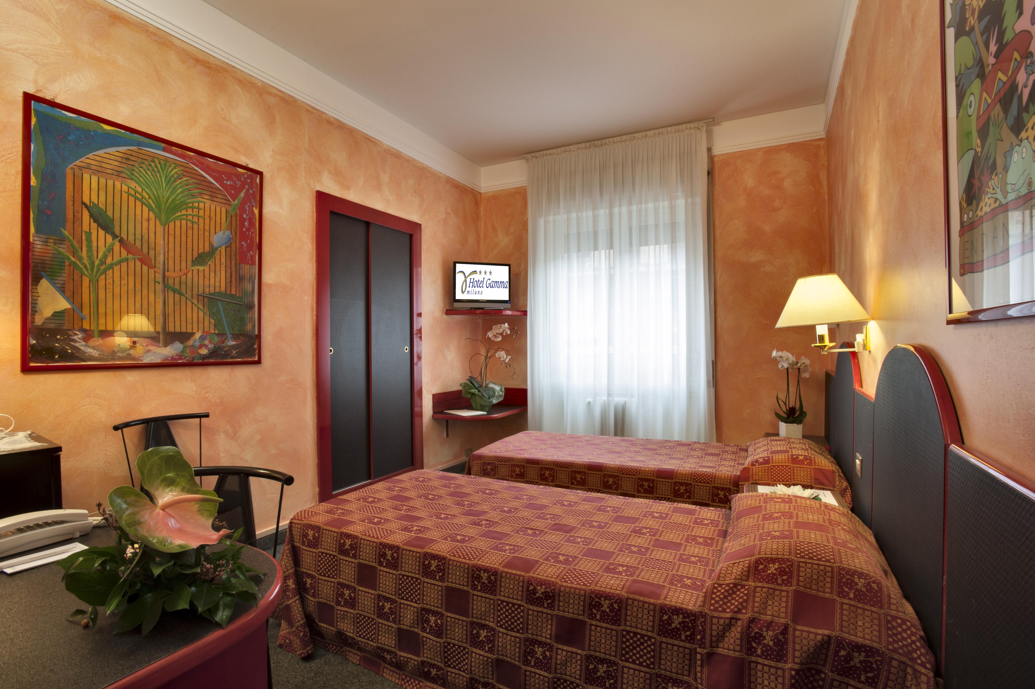Hotel Gamma Milano Esterno foto