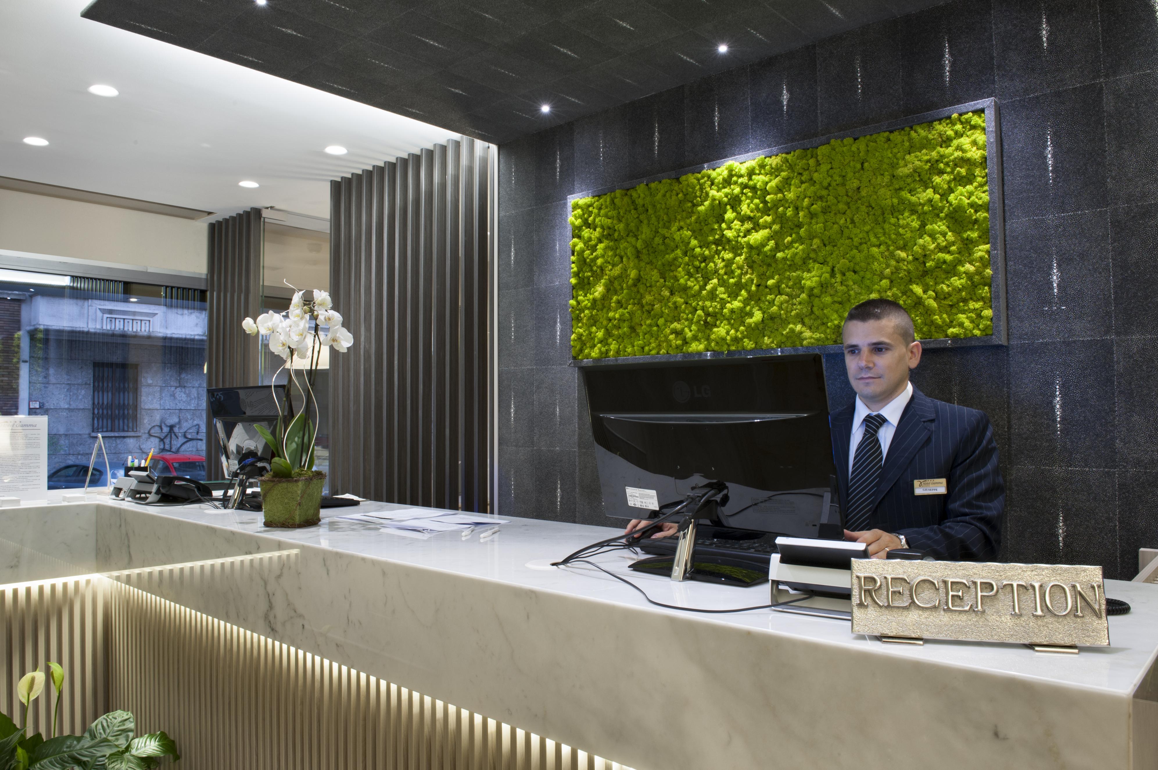 Hotel Gamma Milano Esterno foto