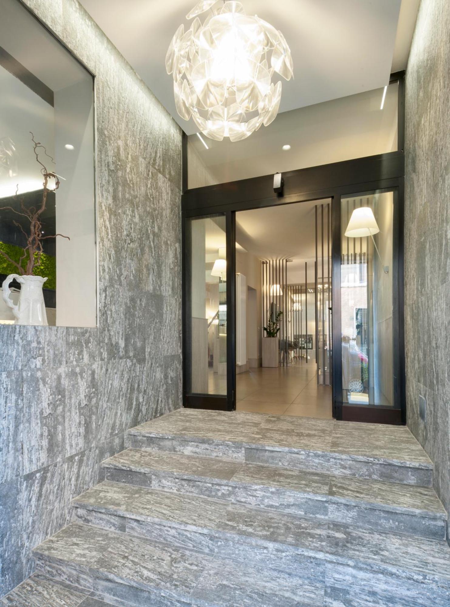 Hotel Gamma Milano Esterno foto